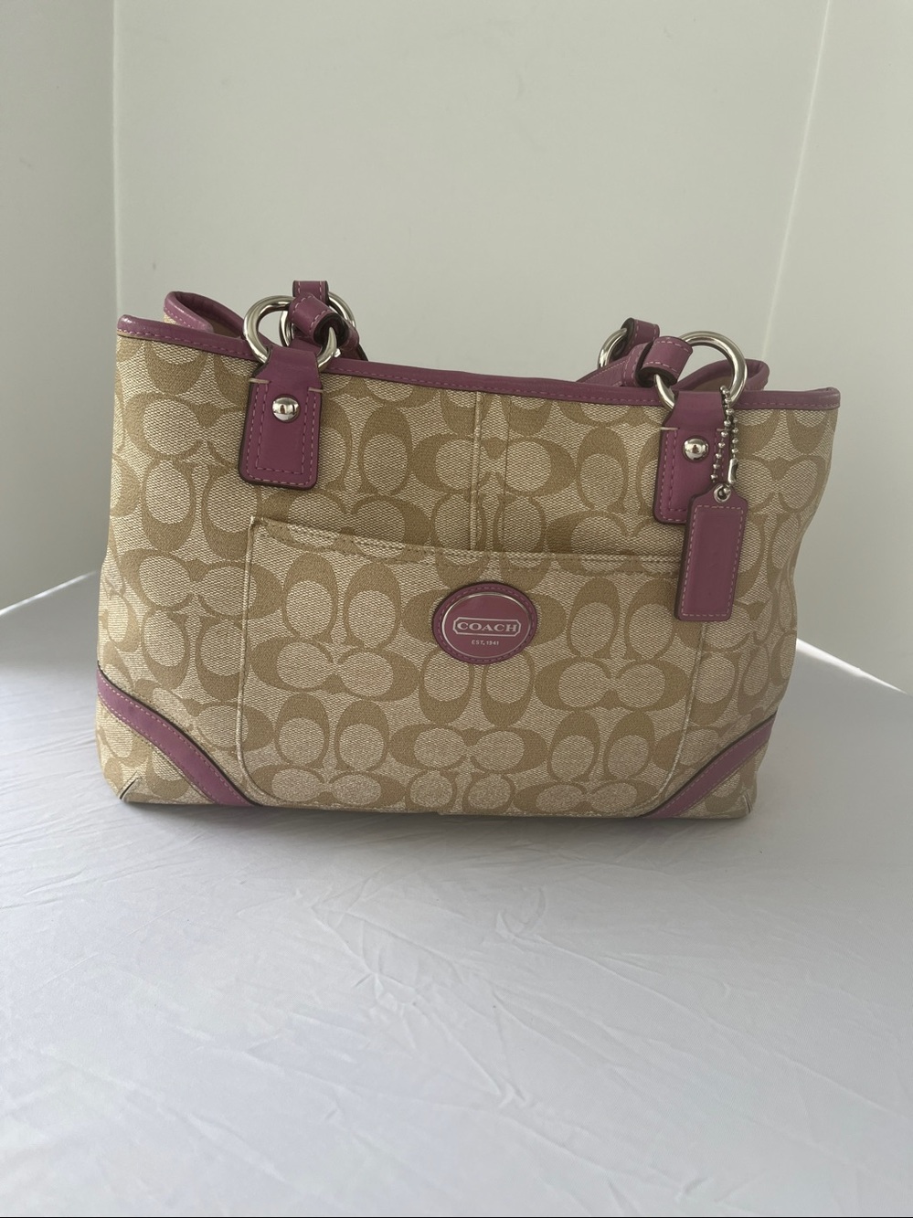 Coach Peyton Signature Heritage Tote Bag khaki w/ Orchard Purple Patent Leather